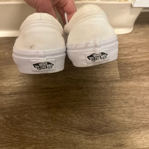 Vans Classic White Slip-On Shoes - Picture 4 of 6